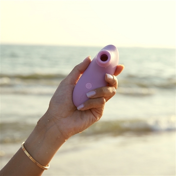 <吸うやつ>SVAKOM PULSE LITE NEO(パルスライトネオ) ラベンダー