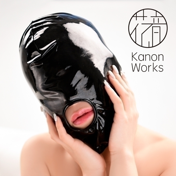 Kanon Works(花音ワークス) エナメル生地全頭マスク(口アキ)